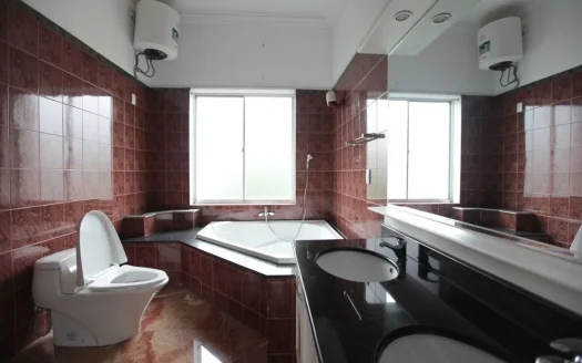 ID: 130 | 4-Bedroom Villa with large garden near the river for rent
