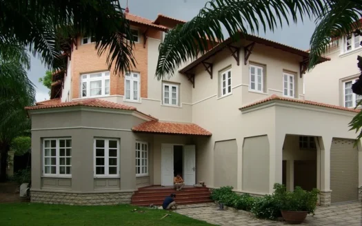 ID: 1008 | Contemporary house in compound near the BIS