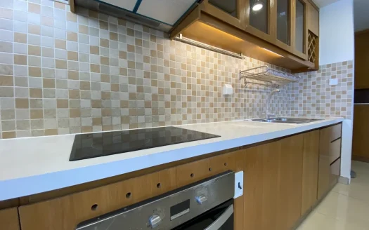 ID: 1975 | River Garden: Partly furnished 4BR apartment