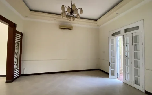 ID: 768 | 5 bedroom villa for rent in Saigon