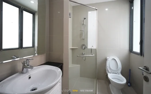 ID: 1164 | Villa Riviera | 5-Bedroom unfurnished house for rent