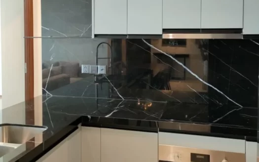 ID: 2029 | d’Edge | 3 BR apt. for rent on mid-floor