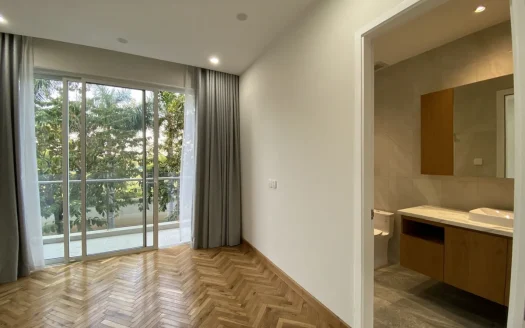 ID: 2021 | Palm Residence: Modern 3-Bedroom house for rent