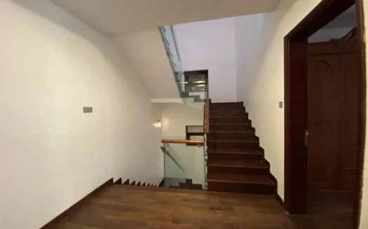 ID: 2089 | Rustic style house with wooden floor