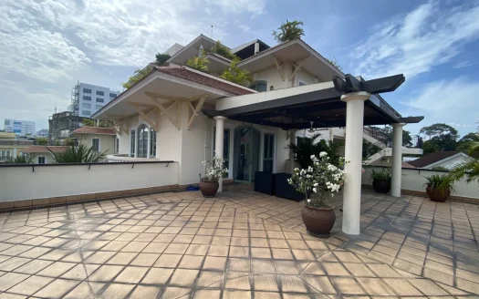 ID: 2124 | NDPV | Luxury 3-BR duplex apartment with large terrace