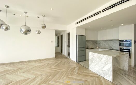 ID: 2122 | The Prince – 2BR apt 10 min from the airport and city center
