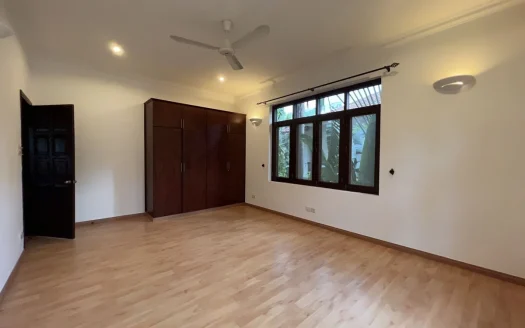 ID: 2151 | APSC compound | 4-Bedroom unfurnished house available