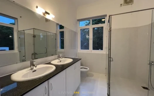 ID: 2149 | APSC Compound | 4-Bedroom unfurnished house for rent