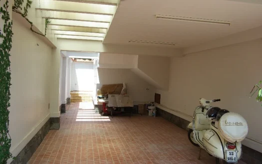 ID: 554 | House for lease in centrally located compound in Thao Dien