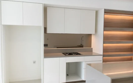 ID: 1479 | City Garden | Large unfurnished 3-BR