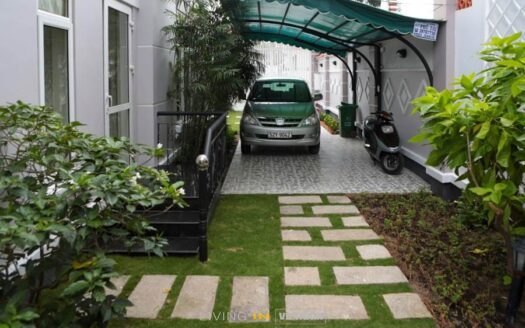 ID: 1367 | 5-BR House for rent in Saigon D2