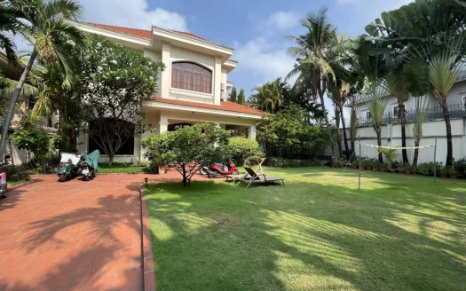 ID: 271 | House with large garden for rent in Saigon, Thao Dien