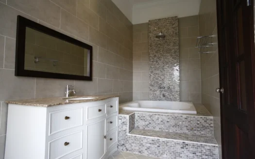ID: 259 | 4BR Renovated classic villa in compound (Saigon D2)