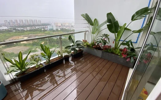 ID: 1660 | The Estella: Renovated Penthouse for rent