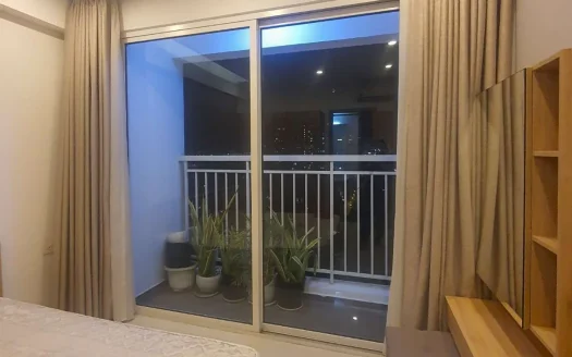 ID: 2220 | Tropic Garden | Contemporary 3-BR apt