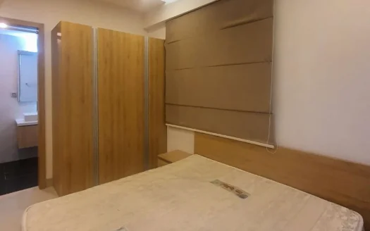 ID: 2220 | Tropic Garden | Contemporary 3-BR apt