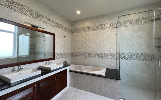 ID: 938 | 4 bedroom compound house in district 2 – Private swimming pool