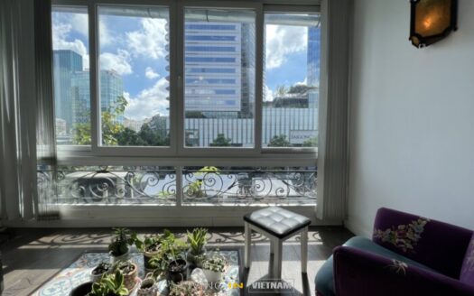ID: 2248 | One cool retro apartment is for lease in the heart of Saigon!