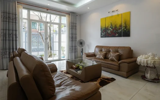 ID: 376 | Modern and comfy house for rent in An Phu