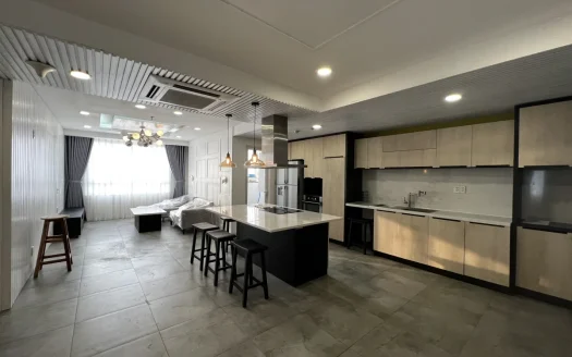 ID: 2293 | Tropic Garden | Renovated 3BR apartment 