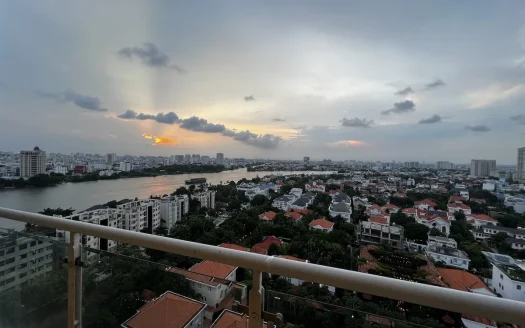 ID: 2305 | HARV | Great looking 3BR apt for rent, 177m2