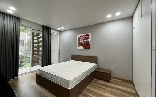 ID: 2215 | Palm Residence: Modern style house