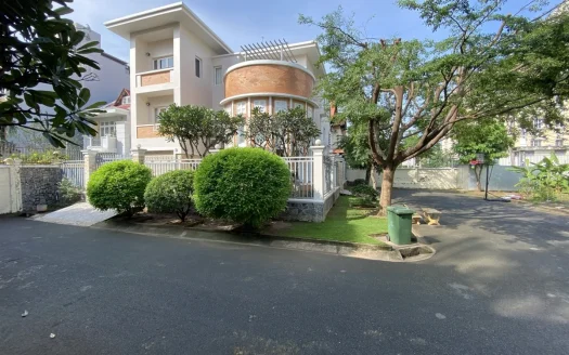 ID: 708 | 4 bedroom house (Thao Dien)