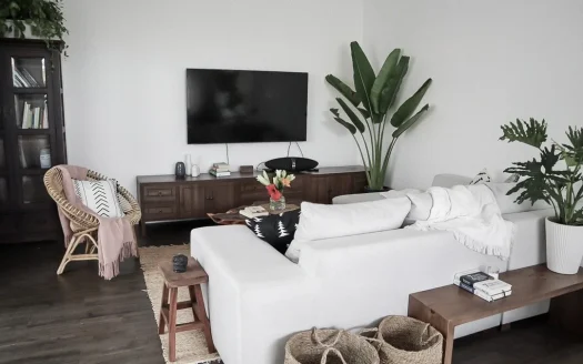 ID: 2032 | Stunning 3-Bedroom House with Tennis & Swimming Pool in An Phu Compound