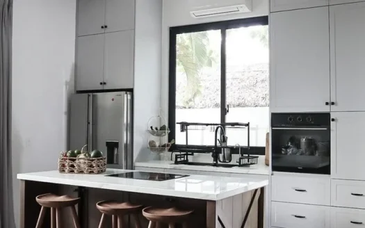 ID: 2032 | Stunning 3-Bedroom House with Tennis & Swimming Pool in An Phu Compound