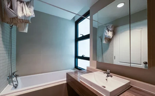 ID: 2385 | The Ascent Rentals | High-floor Furnished 2 BR