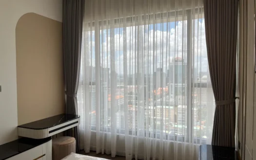 ID: 2392 | The MarQ | Luxury 3-BR apartment in HCMC center