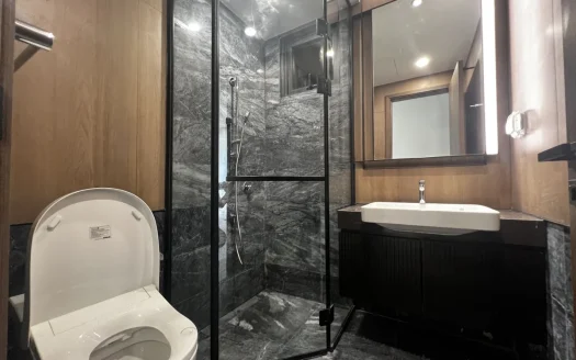 ID: 2395 | Lumiere Riverside | 3-Bedroom apt. in East tower for rent