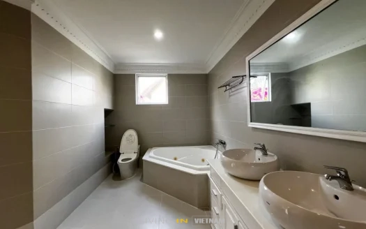 ID: 448 | Large 550m2 house located in the center of Thao Dien