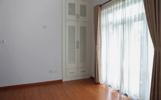 ID: 1524 | 4 bedroom house near the BIS in district 2