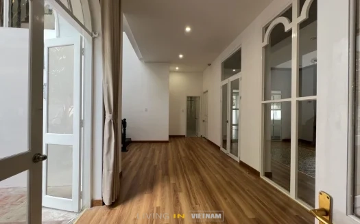 ID: 2152 | Renovated villa with large garden and private pool