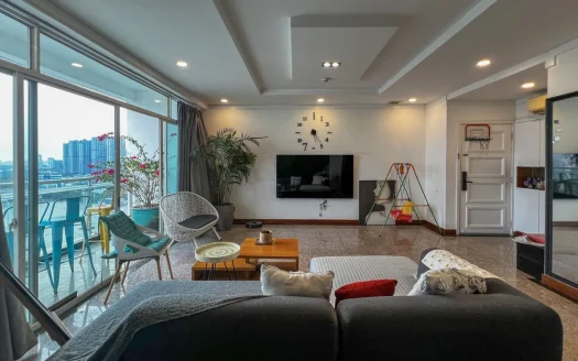 ID: 2406 | River view 3 BR apartment in Saigon