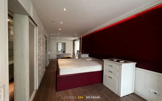 ID: 1040 | Luxurious 3-Story House with Small Garden in Saigon | Comfortable Living
