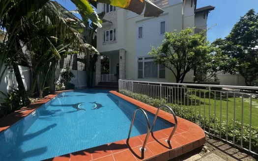 ID: 385 | Rent a contemporary villa in Saigon