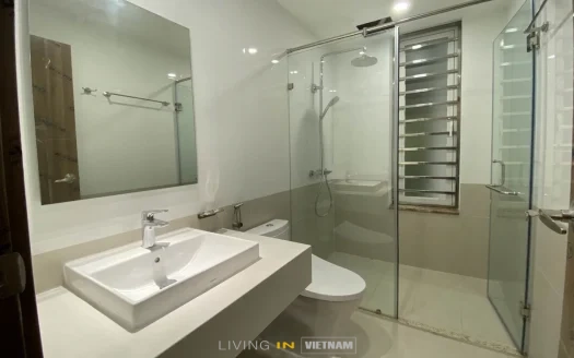 ID: 2009 | Palm Residence: Modern 3-BR house for rent