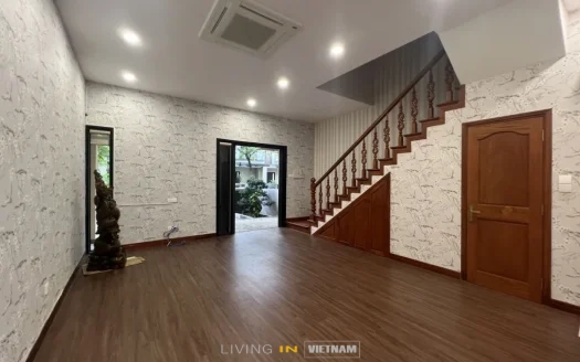 ID: 2504 | Palm Residence: 3BR house for rent