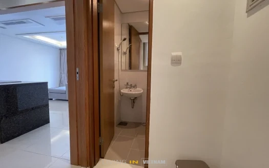 ID: 2501 | Xi Riverview Palace: 3-BR apartment for rent