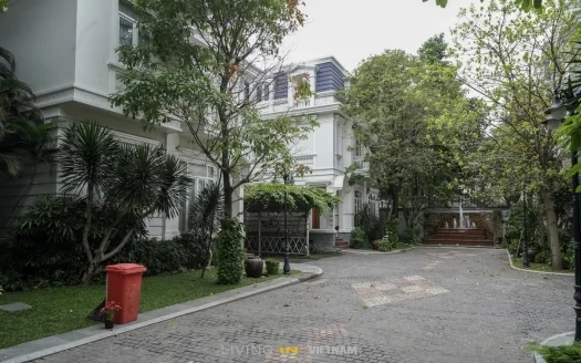 ID: 887 | Charming Thao Dien villa for rent