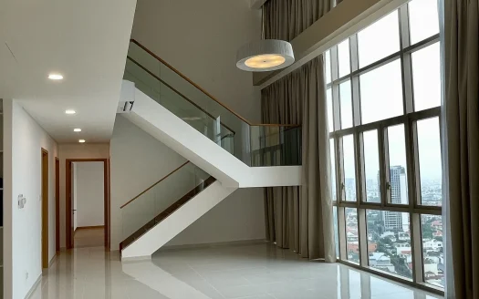 ID: 2498 |  The Vista Duplex | 5BR apartment with river view for rent
