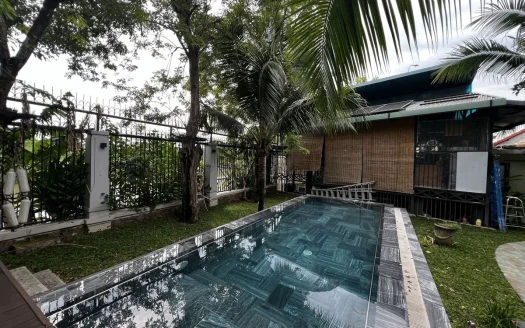 ID: 2469 | Riverfront house for rent in district 9