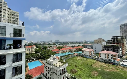ID: 2200 | 3-BR penthouse apartment with terrace in District 2