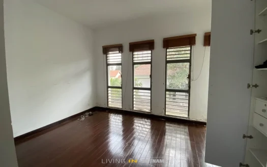 ID: 1522 | Villa Riviera | 5-BR unfurnished house for rent