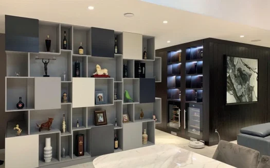 ID: 2602 |  The Vista Penthouse | furnished 4-BR apt + 1 office room