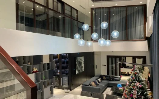 ID: 2602 |  The Vista Penthouse | furnished 4-BR apt + 1 office room