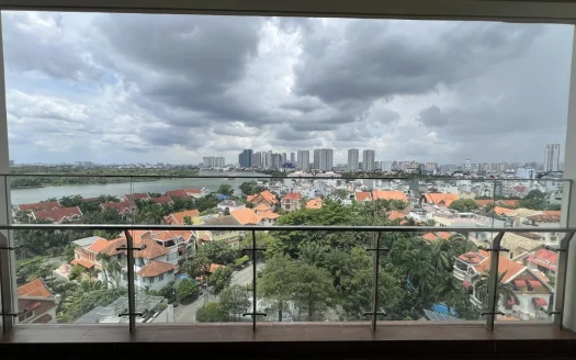ID: 2632 | d’Edge | 3BR apartment on mid-floor with river view