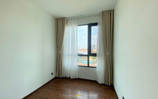 ID: 2634 | d’Edge | 3BR apartment on low-floor with river view